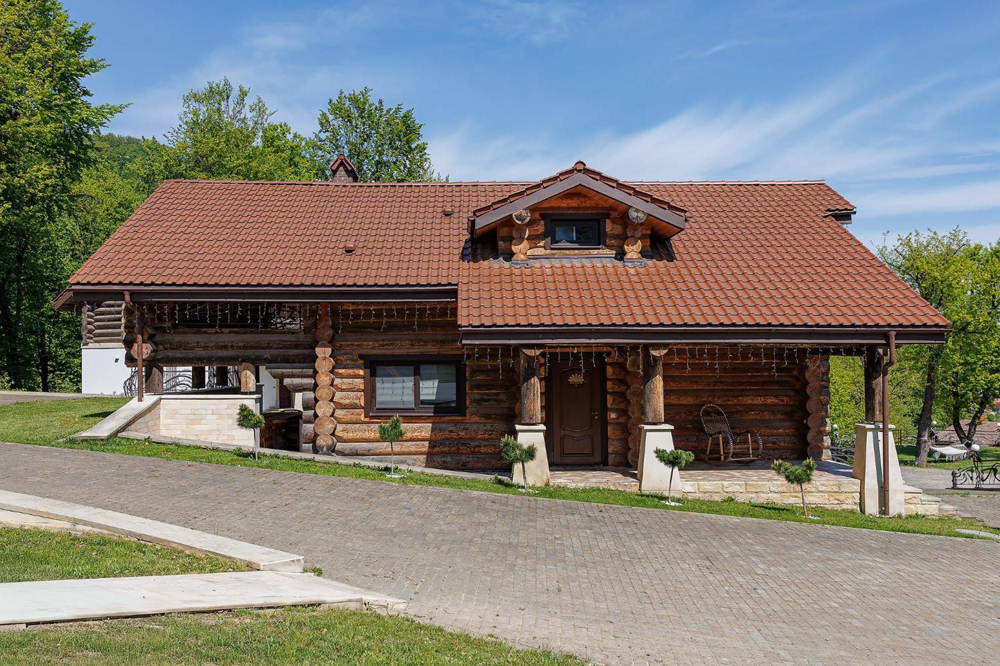 Отель Molfar & карпати