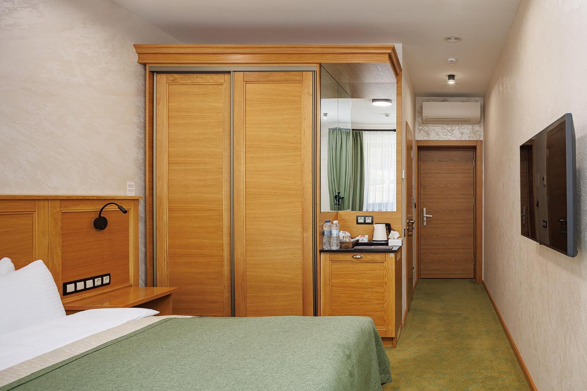 Molfar & карпати 5* 沙安